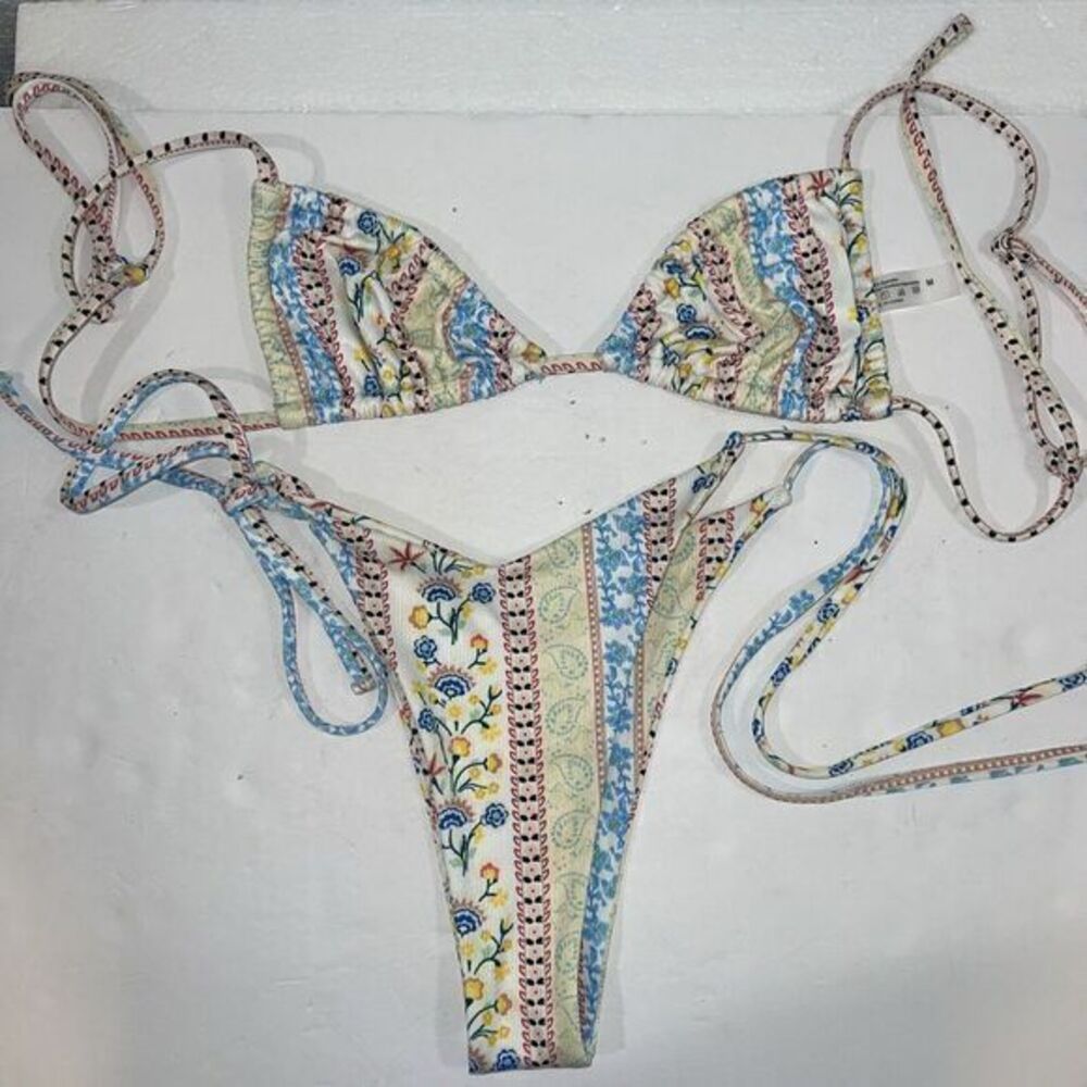 Shein swimwear Summer Beach Paisley & Floral 2 Pc Bikini-tie Front Bra & Bottom
